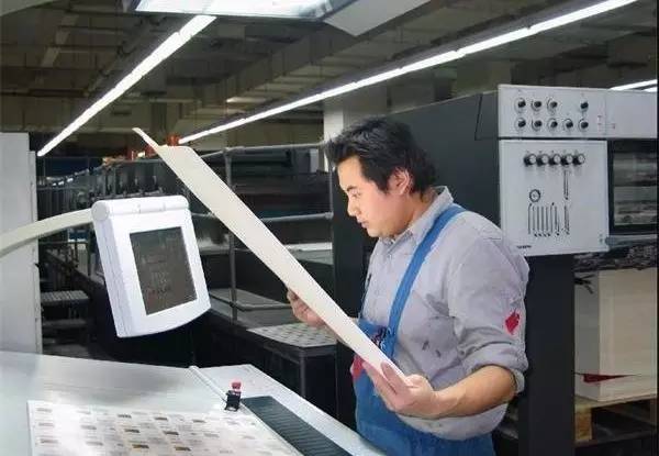 東莞最新UV機長招聘，行業現狀與個人觀點分析