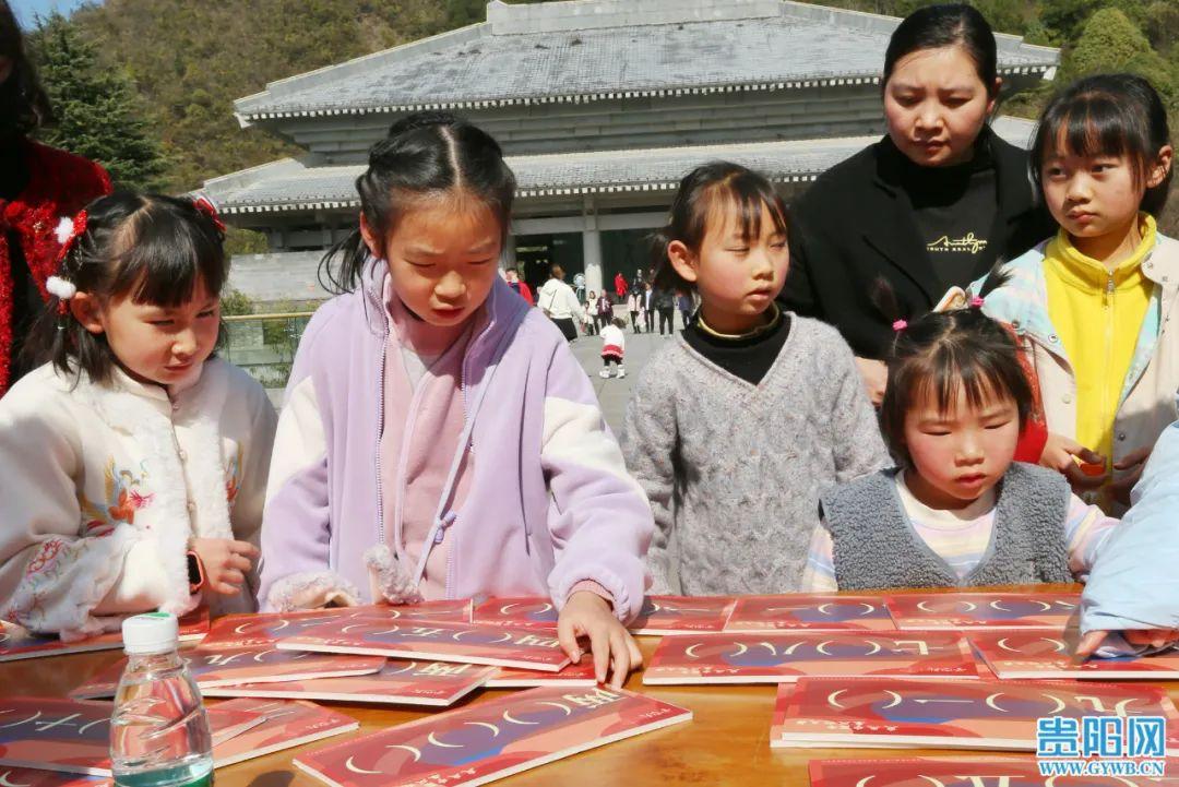 2024澳門最精準龍門客棧,創新策略設計_BQQ49.262改進版