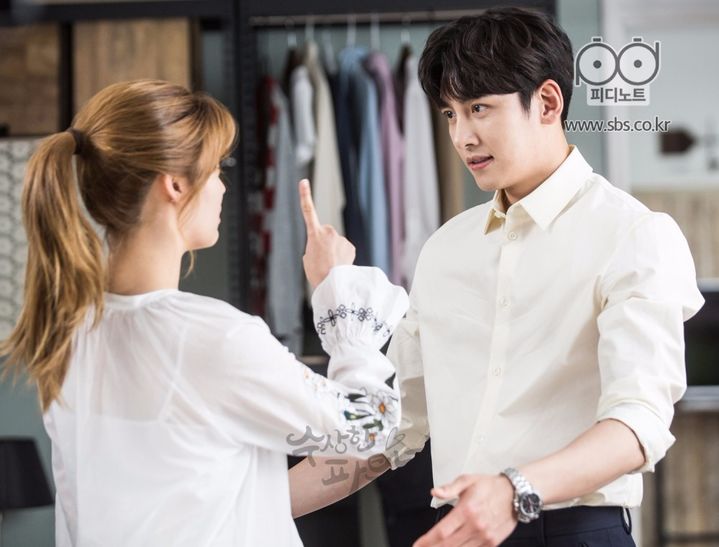 奇怪的搭檔最新預(yù)告揭秘,未來(lái)科技產(chǎn)品體驗(yàn)之旅開啟!