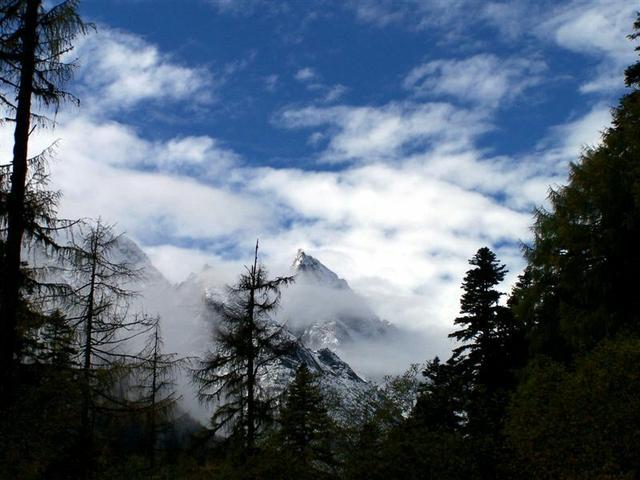 成都至四姑娘山路況指南,最新路況信息及初學者與進階用戶攻略