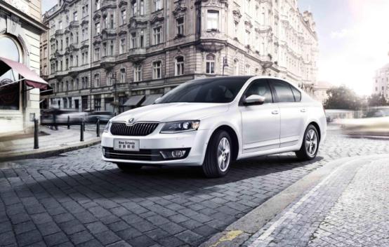 蘋果4s降級最新動態(tài)與一場自然美景的召喚之旅