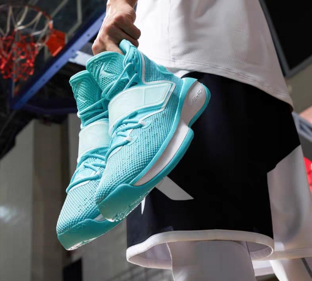 安踏籃球鞋新款科技重塑球場,前所未有的籃球魅力體驗