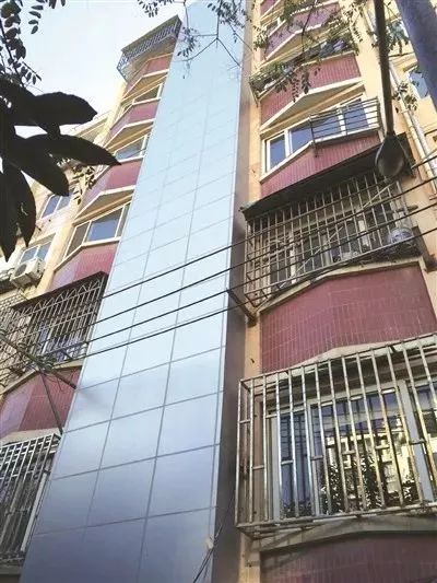 多層加裝電梯最新政策，自然美景下的電梯探索之旅