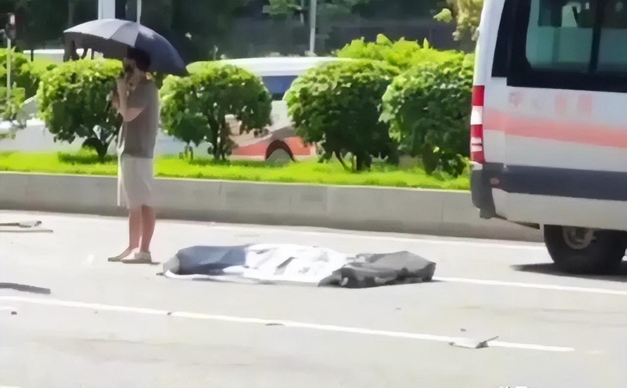 最新車禍現(xiàn)場(chǎng)慘狀引發(fā)公眾關(guān)注和媒體報(bào)道爭(zhēng)議