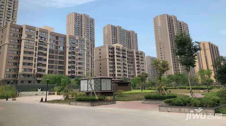 新鄉(xiāng)華恩城最新房價(jià)動(dòng)態(tài),變化中的學(xué)習(xí)與自信的力量