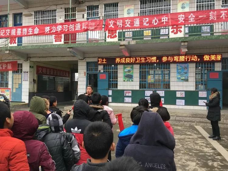 邱縣二中奧博最新視頻，日常小確幸與友情的溫暖紐帶展現時刻