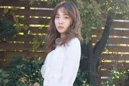 易烊千璽國外最新反響,跨洋追星與友情紐帶展現全球影響力