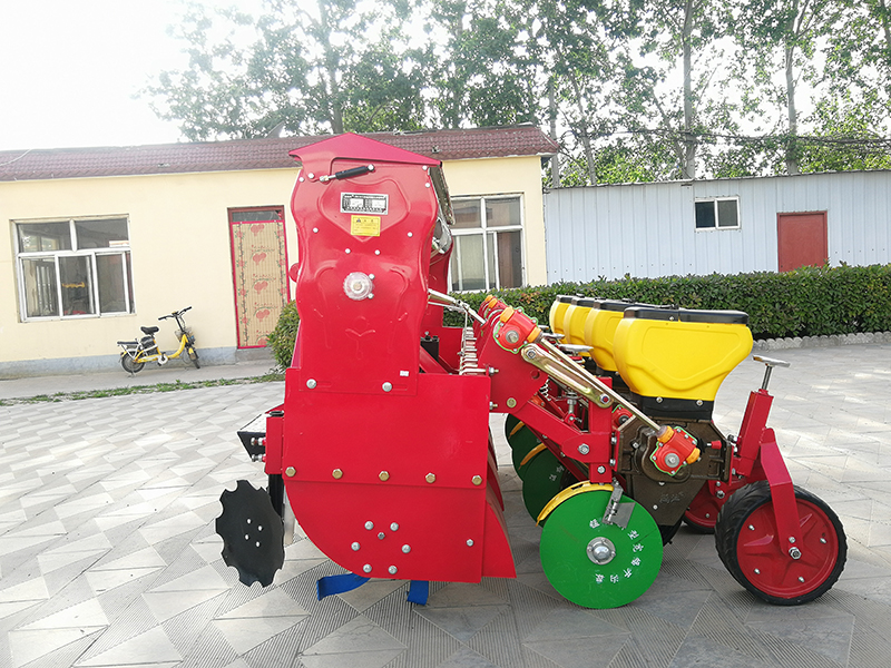 最新小麥旋耕播種機，田間冒險之旅啟動