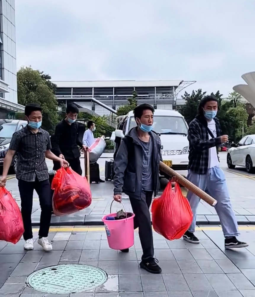 深圳龍華最新臨時工招聘信息，變化、學習與自信的力量在行動