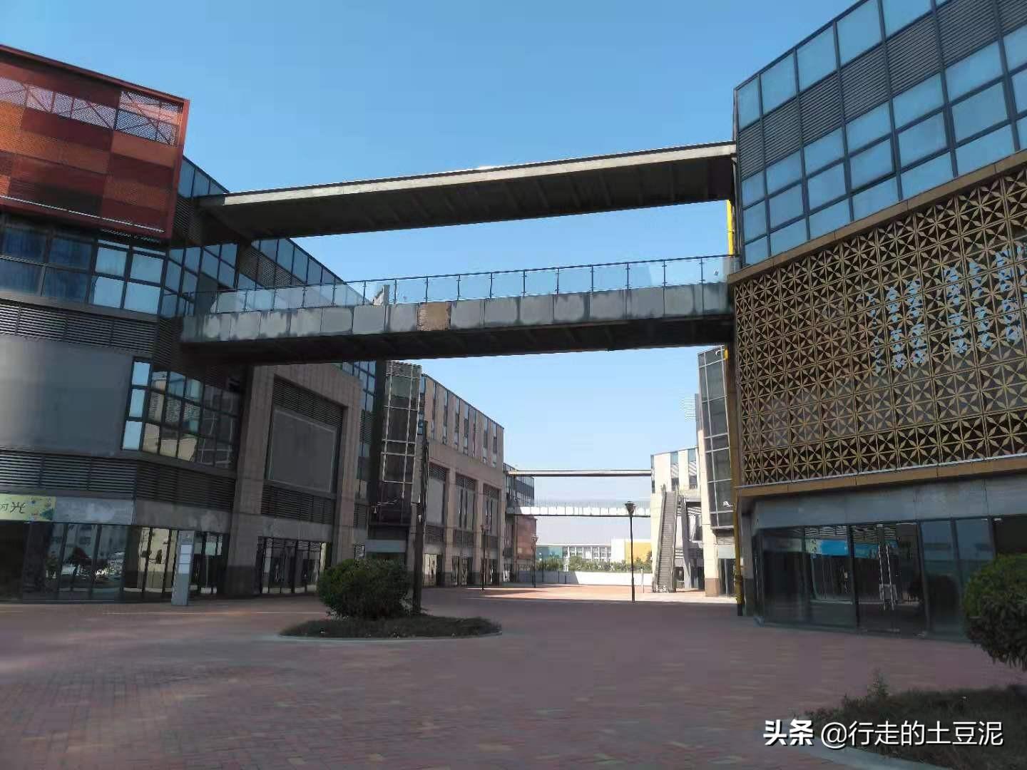 奧園康威廣場(chǎng)最新房?jī)r(jià)，時(shí)代印記與城市的脈動(dòng)