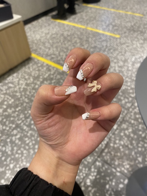 最新穿戴甲,最新穿戴甲,時尚新潮與科技的完美結合