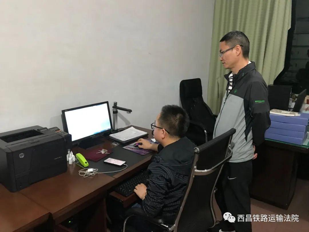 西昌山火，英雄烈火中的自信與成就感展現(xiàn)