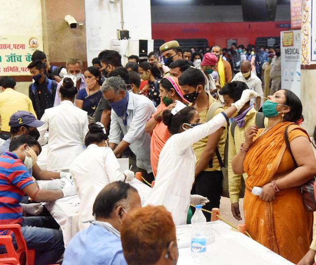 最新全球疫情動(dòng)態(tài)與論述