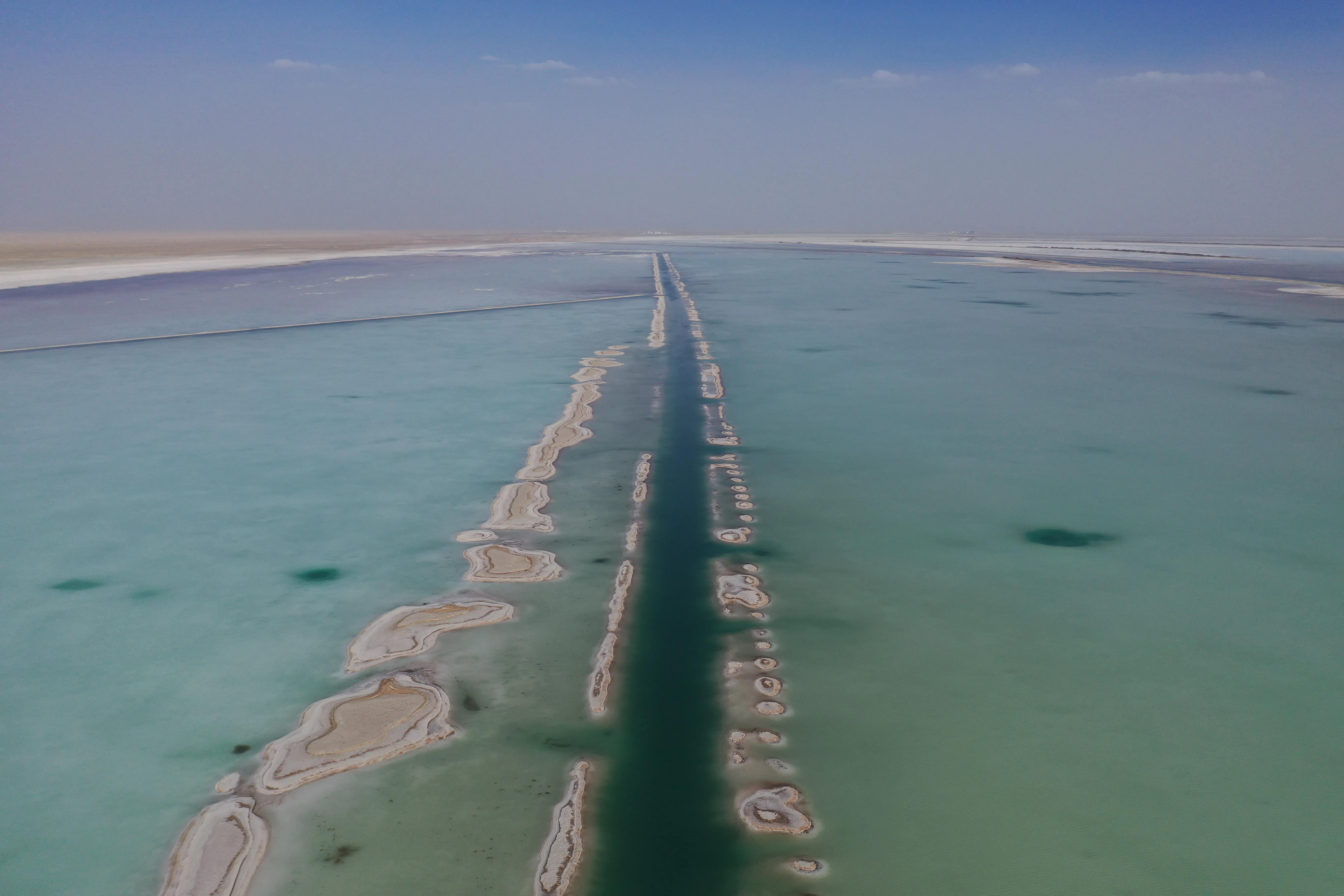 東臺吉乃爾湖最新現狀,科技與自然融合的前沿體驗