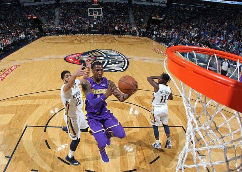 隆多湖人精彩對(duì)決，一場(chǎng)籃球盛宴的震撼呈現(xiàn)