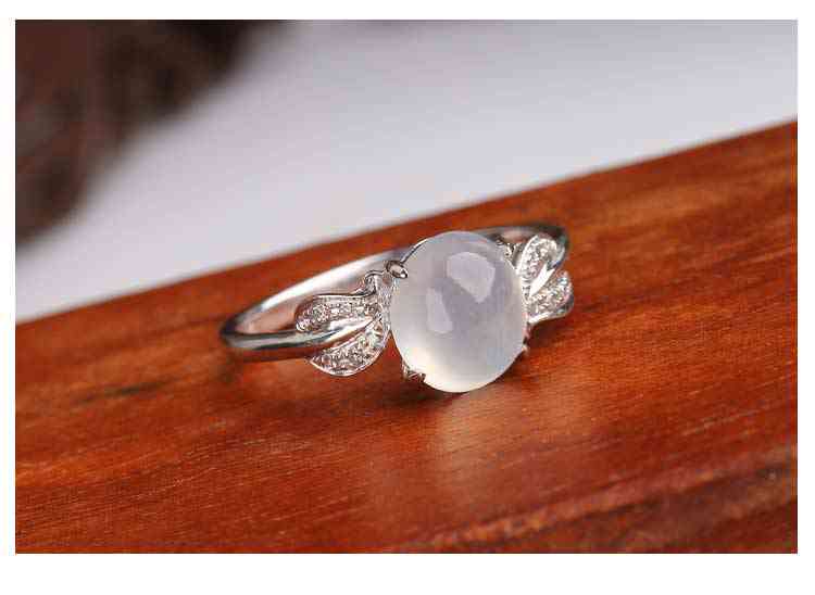 最新款女戒,時(shí)尚潮流的指尖魅力