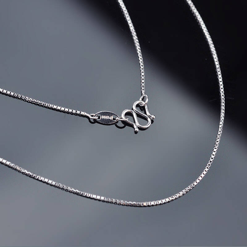 鉑金最新款項(xiàng)鏈，科技璀璨，生活炫彩閃耀