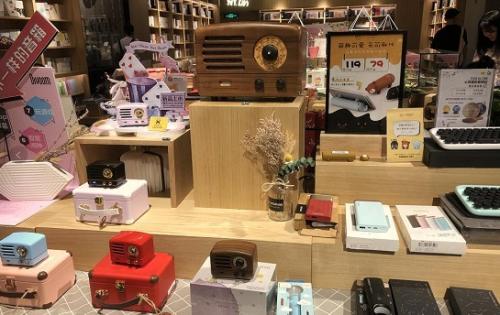 探索特色小店的無(wú)限魅力,最新營(yíng)銷新模式揭秘小巷中的隱藏寶藏