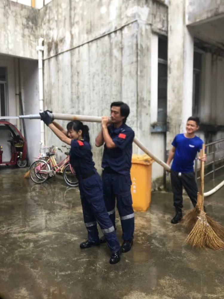 藍天救援最新動態,小巷深處的秘密小店揭秘