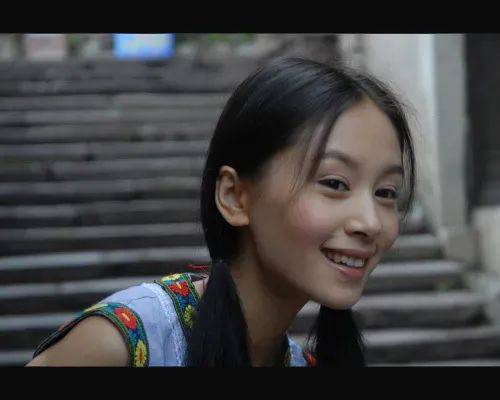 王子文古裝造型揭秘,小巷深處的神秘魅力