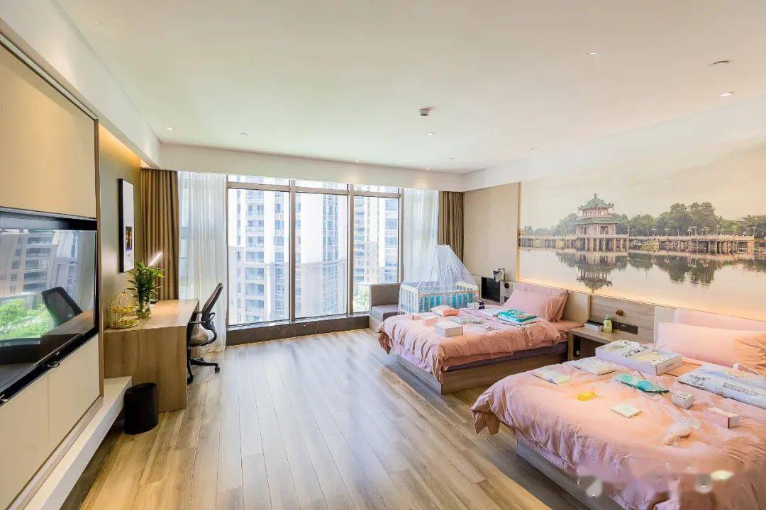 普寧月子中心探秘,價(jià)格表背后的獨(dú)特魅力與小巷中的特色護(hù)理之旅