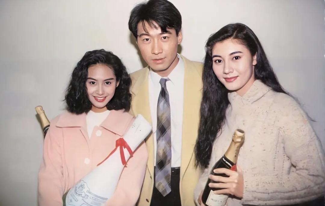 明星的助理,明星的助理,幕后英雄的工作日常與角色解析