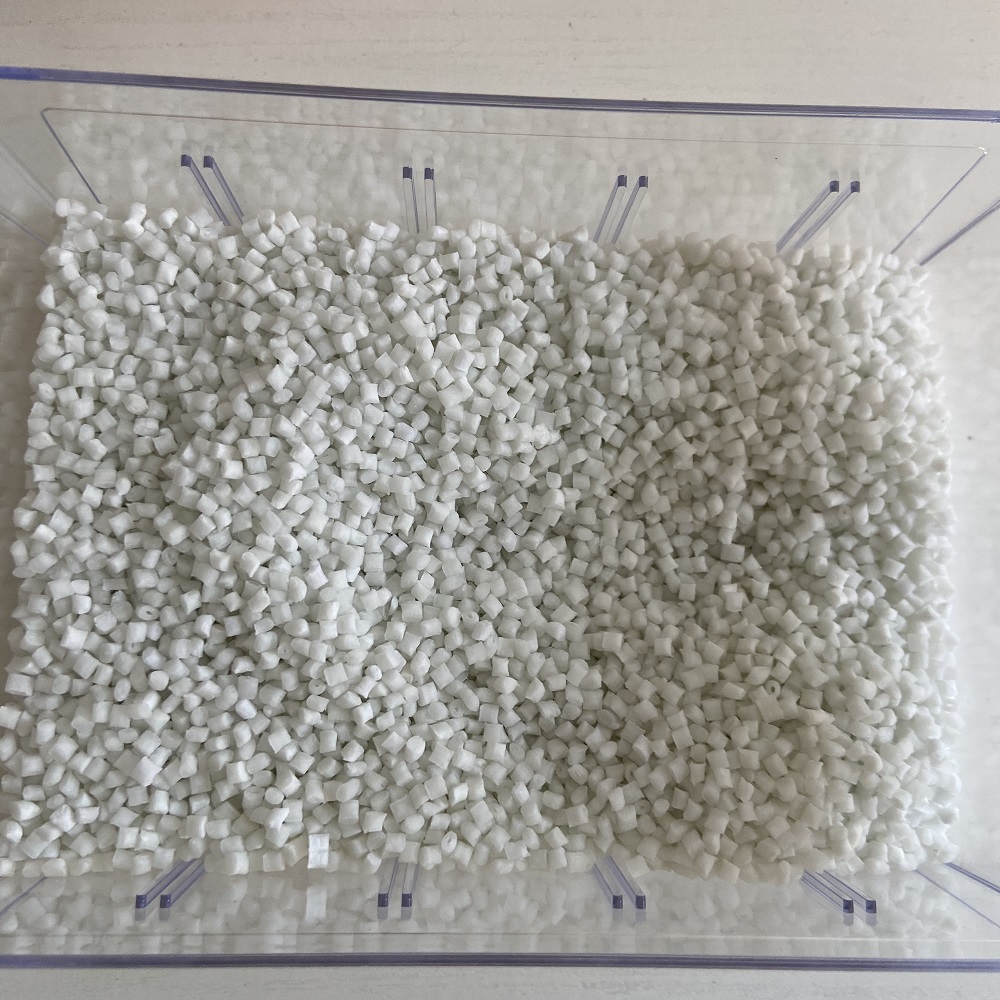 PP塑料最新價格，與自然美景共舞，探尋內(nèi)心寧靜之旅