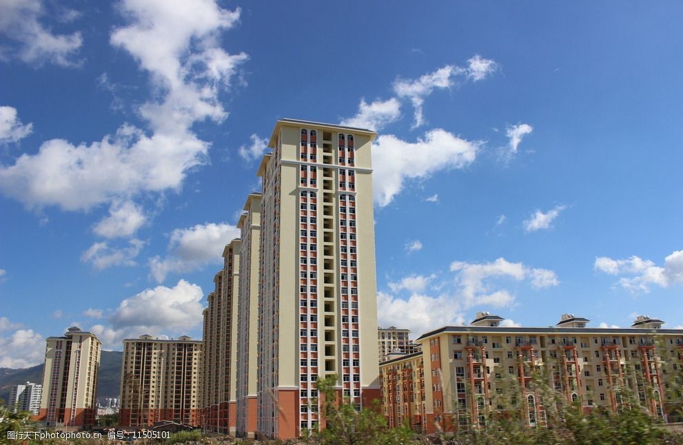 探尋石屏巷弄深處的隱藏寶藏，最新房價與特色小店獨特魅力