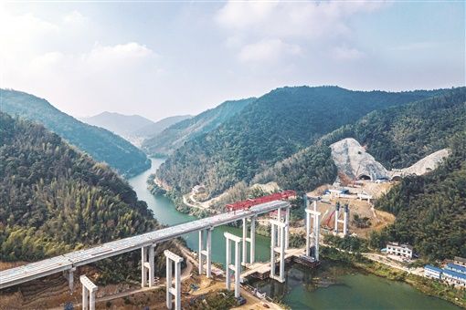 綠色經(jīng)典精盛青稞酒 第278頁