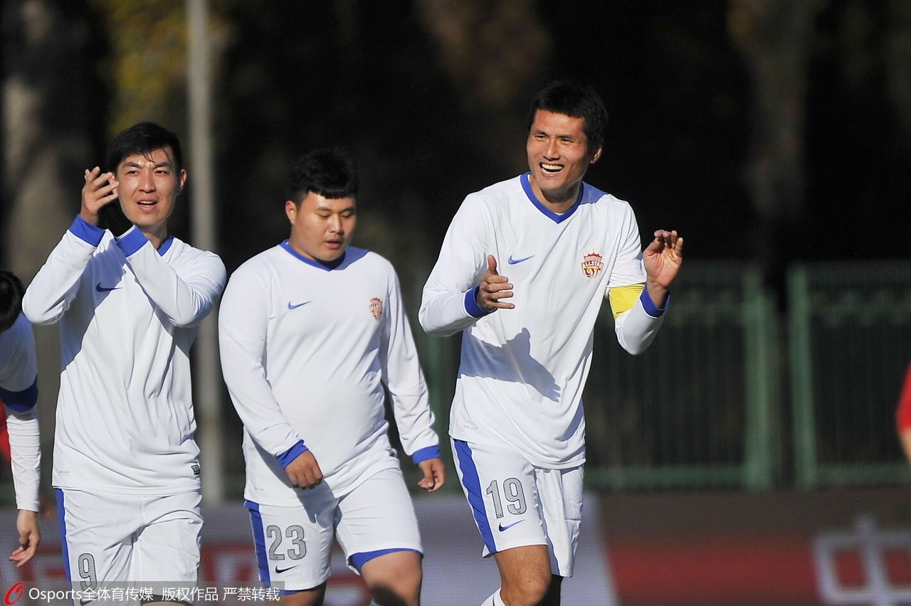 中超明星賽，小巷深處的足球盛宴與美食探秘之旅