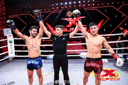 昆侖決小胖榮耀之戰,最新賽事與時代見證