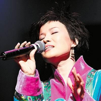 歌唱演員葉凡，音符中的蛻變與自信閃耀之路