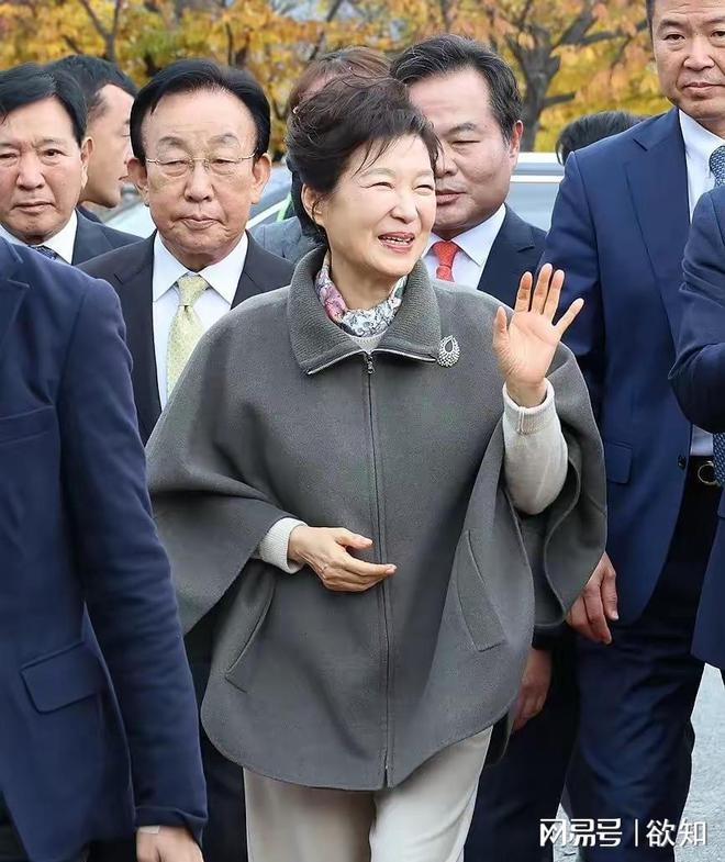 樸槿惠最新動(dòng)態(tài)更新，揭秘她的最新行動(dòng)與言論