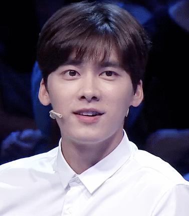 李易峰感情動態揭秘,變化、學習與自信的力量展現個人魅力