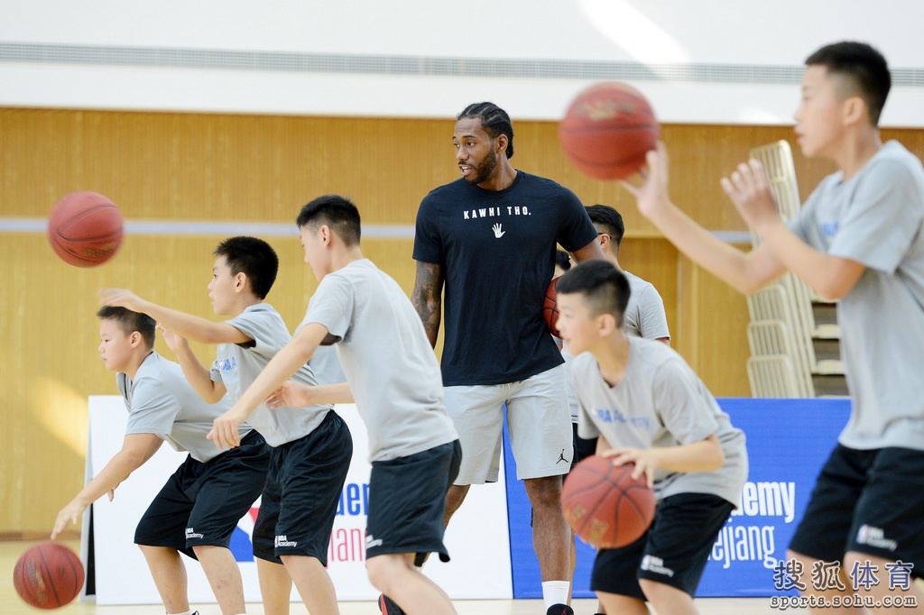 馬刺隊備戰新賽季,訓練動態揭秘潛力與實力的再升華