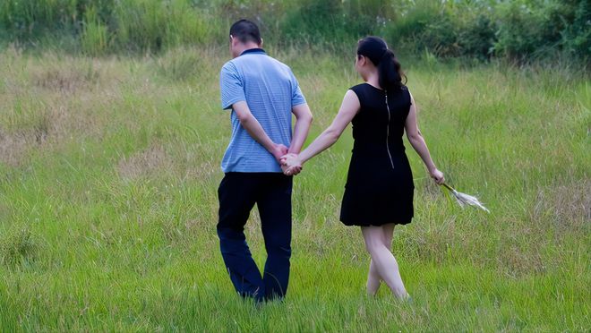 科技重塑親密關系,男女親密動態引領未來生活新紀元