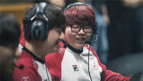 SKT近期比賽,自然美景中的電競探索之旅