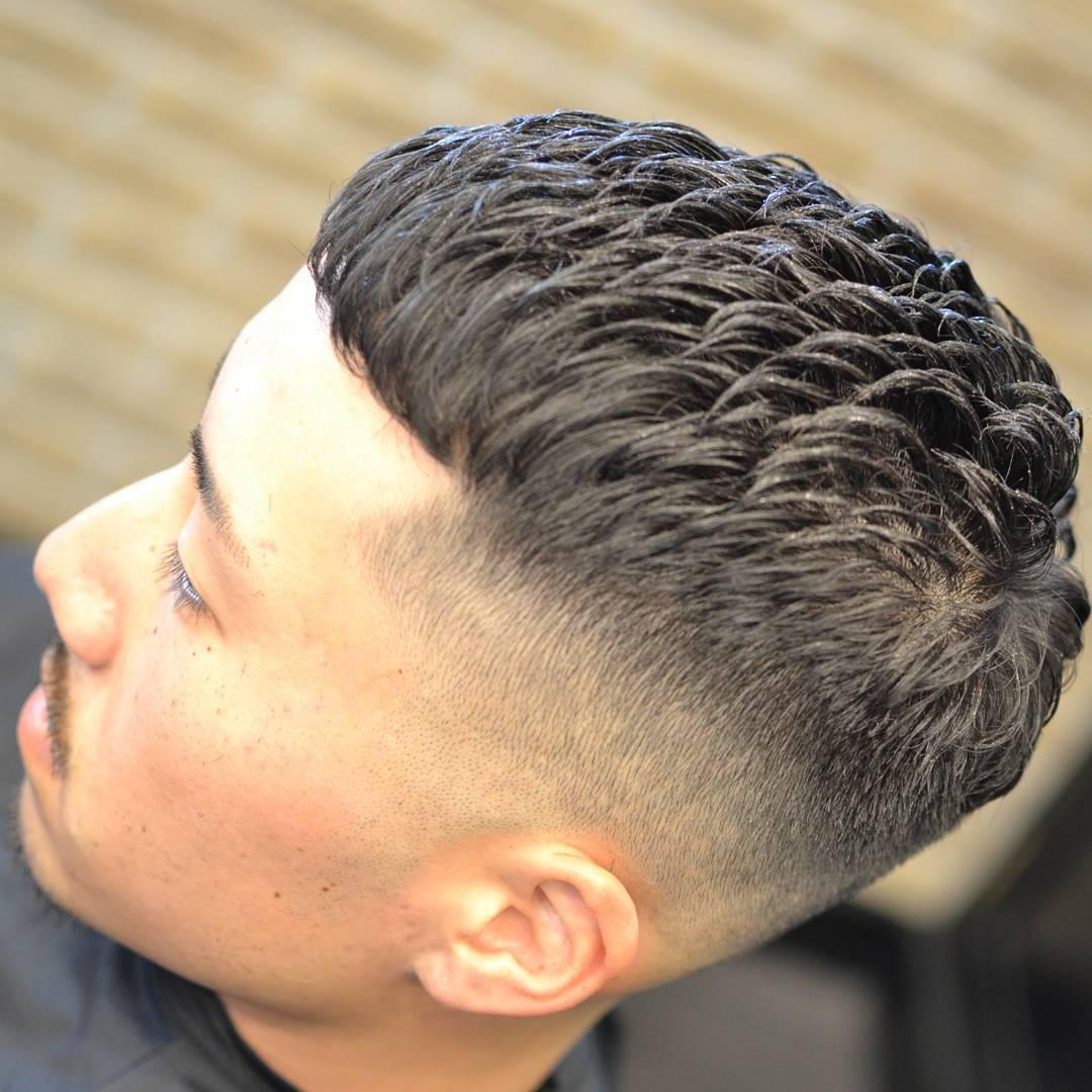 女人短發燙發最新時尚發型,魅力無限,時尚新潮流