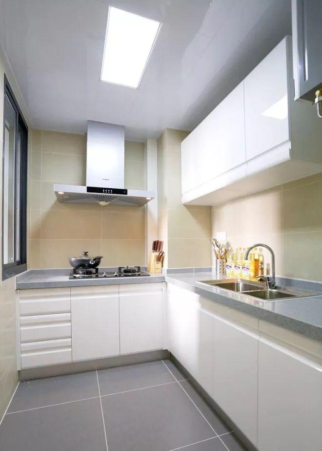 烹飪革新風(fēng)潮,最新炒菜技術(shù)及其爭(zhēng)議