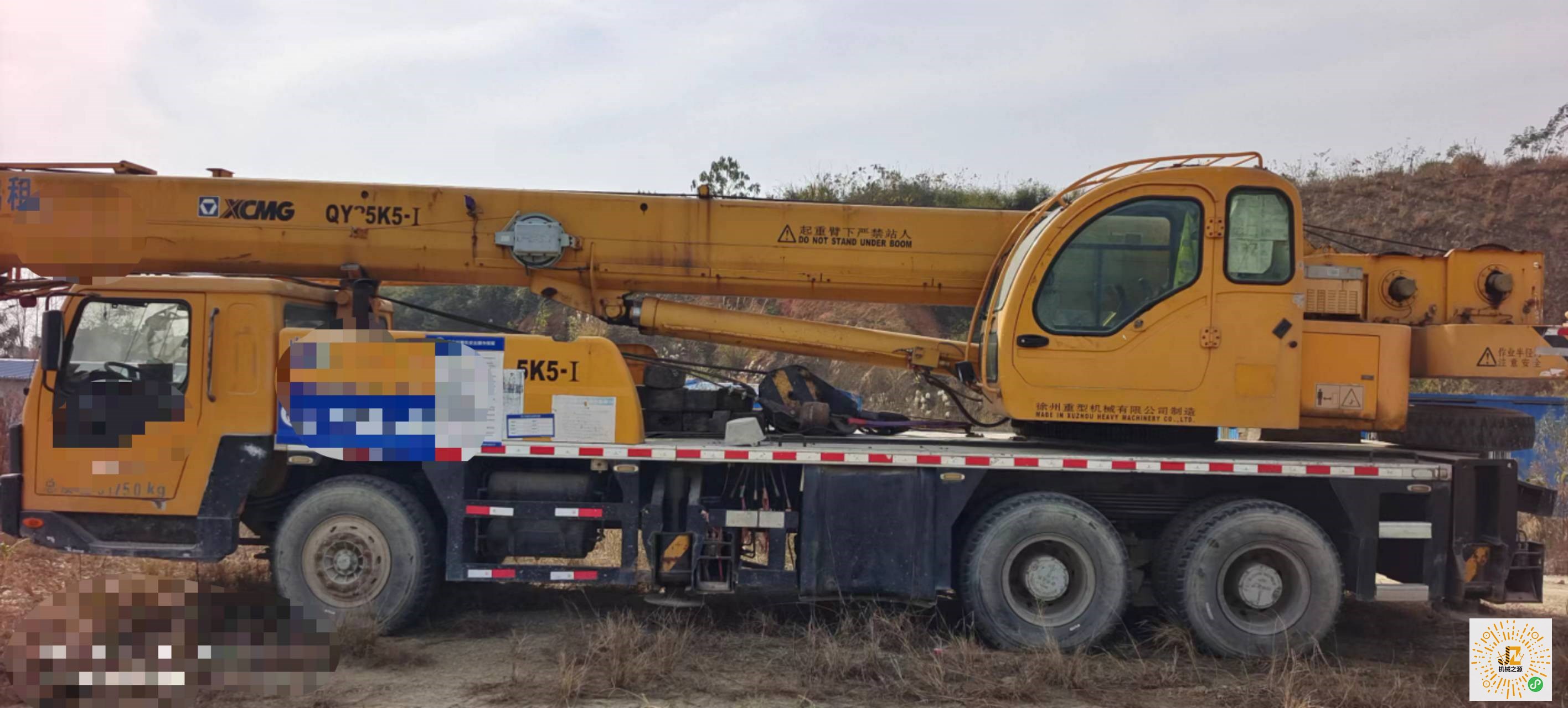 徐工吊車25噸最新款，與自然和諧共舞，內(nèi)心寧靜之旅