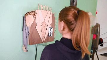 科技新突破，智能家庭助手引領不平凡的一天，小杰探尋最新科技發明