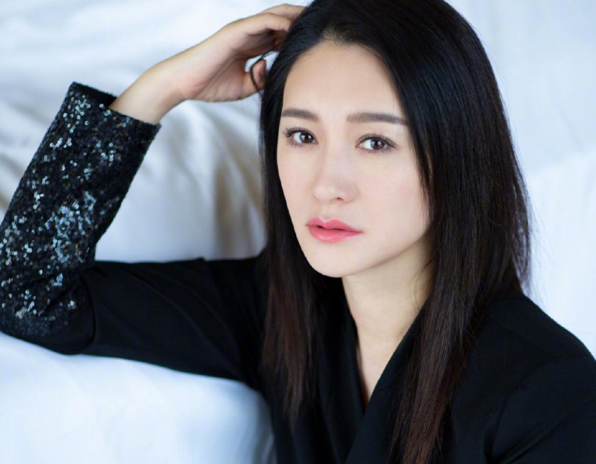 王子文最新電視劇與巷弄深處的特色小店探秘之旅