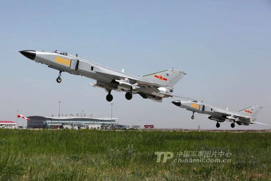 殲8最新改進(jìn)型,變化中的自信與成就感的展現(xiàn)