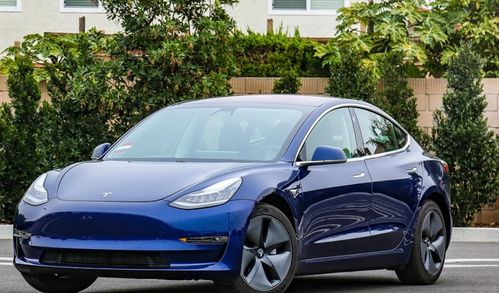 特斯拉Model 3最新動(dòng)態(tài)，駕馭變革，閃耀自信