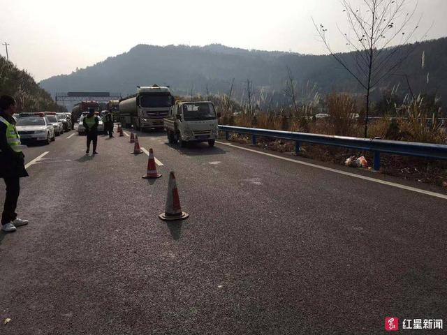 膠州蘭州路車禍?zhǔn)录?，深度分析與觀點(diǎn)闡述