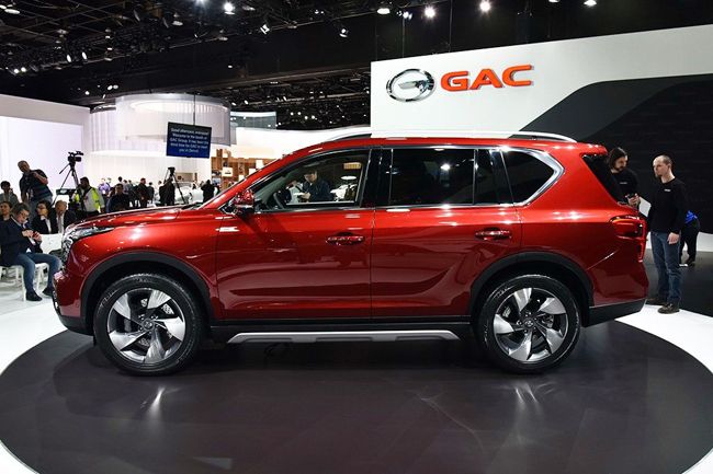 最新款SUV汽車上市,引領家庭歡樂出行新篇章