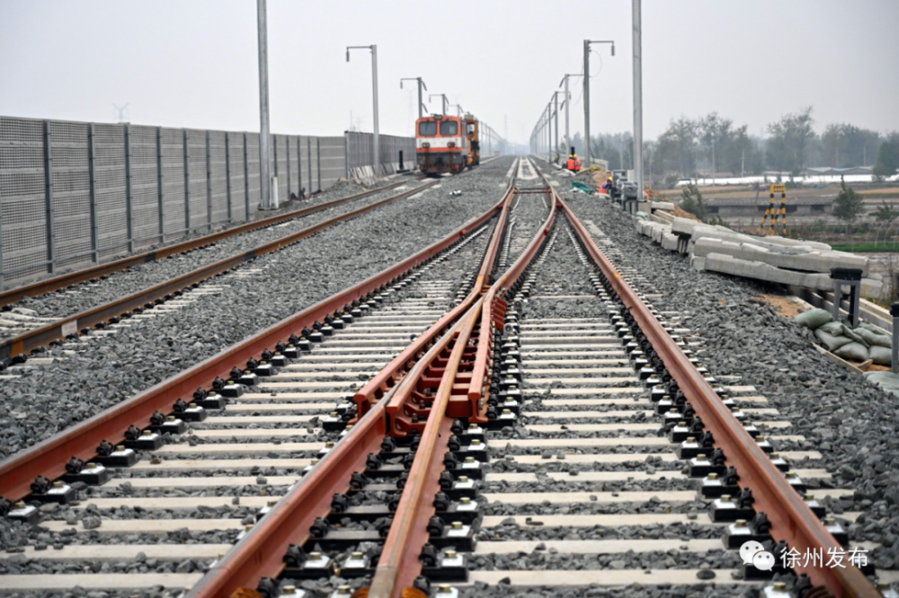 明徐高速最新動(dòng)態(tài)與小巷風(fēng)情小店探秘