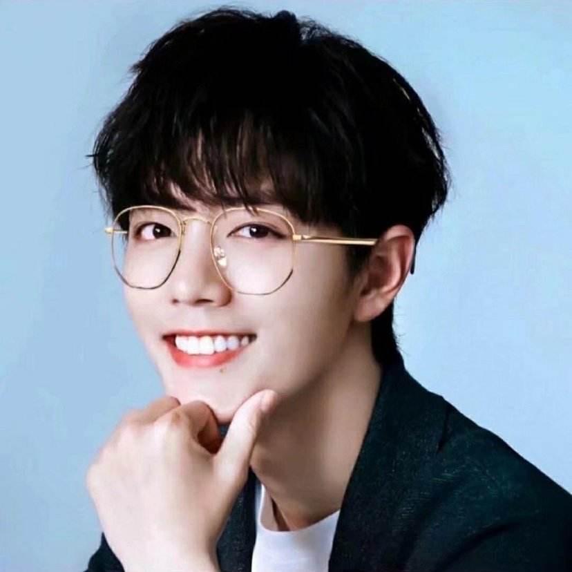 科技神器來襲,智能打屁股微博視頻系統開啟智能生活新紀元!