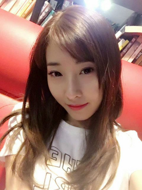 戀夜秀場直播新址揭秘,小巷深處的視覺盛宴與靈魂碰撞