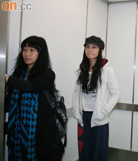 戀夜秀場直播新址揭秘,小巷深處的視覺盛宴與靈魂碰撞